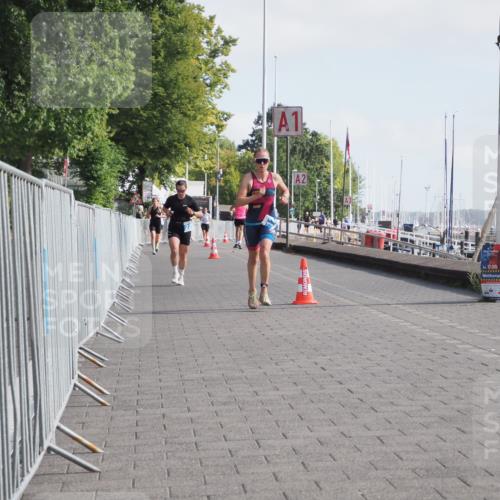 17.08.2025 - KN Förde Triathlon 2025 KatJ http://msf.ph/oto/8584853 17.08.2025 10:10:19 Laufen 121, 228 meine-sportfotos.de