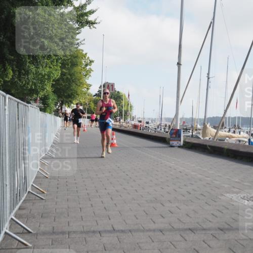 17.08.2025 - KN Förde Triathlon 2025 KatJ http://msf.ph/oto/8584869 17.08.2025 10:10:20 Laufen 121, 228 meine-sportfotos.de