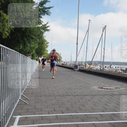 17.08.2025 - KN Förde Triathlon 2025 KatJ http://msf.ph/oto/8584883 17.08.2025 10:10:21 Laufen 121, 228 meine-sportfotos.de