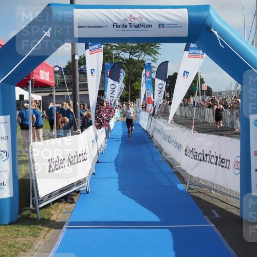 17.08.2025 - KN Förde Triathlon 2025 MichiJ http://msf.ph/oto/8584892 17.08.2025 10:11:02 Laufen 105 meine-sportfotos.de