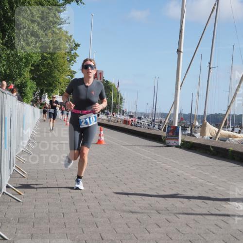 17.08.2025 - KN Förde Triathlon 2025 KatJ http://msf.ph/oto/8584900 17.08.2025 10:33:49 Laufen 190, 210 meine-sportfotos.de