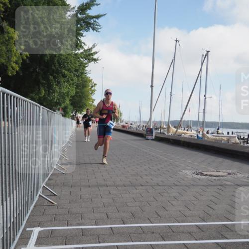 17.08.2025 - KN Förde Triathlon 2025 KatJ http://msf.ph/oto/8584905 17.08.2025 10:10:22 Laufen 121, 228 meine-sportfotos.de