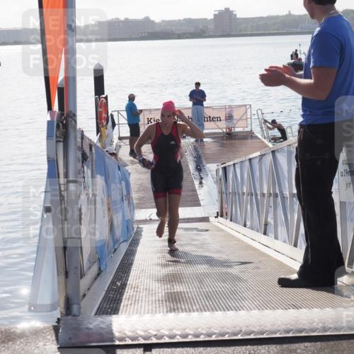 17.08.2025 - KN Förde Triathlon 2025 MichiJ http://msf.ph/oto/8584948 17.08.2025 09:23:17 Schwimmen 225, 237, 218, 225, 237 meine-sportfotos.de