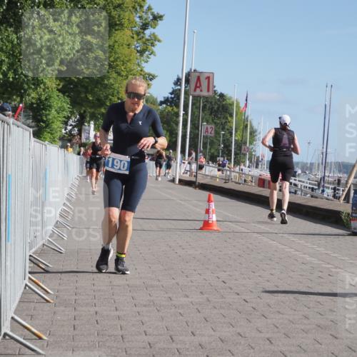 17.08.2025 - KN Förde Triathlon 2025 KatJ http://msf.ph/oto/8584954 17.08.2025 10:33:55 Laufen 190 meine-sportfotos.de
