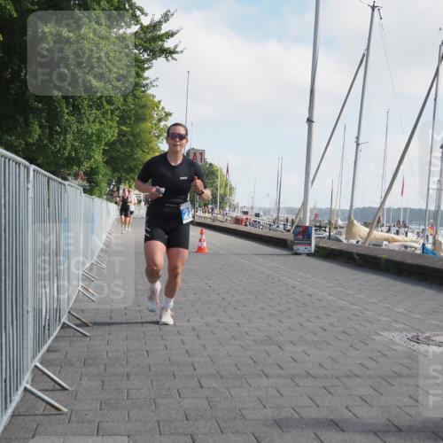17.08.2025 - KN Förde Triathlon 2025 KatJ http://msf.ph/oto/8584966 17.08.2025 10:10:25 Laufen 121, 228 meine-sportfotos.de