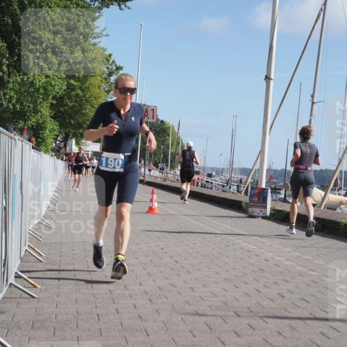 17.08.2025 - KN Förde Triathlon 2025 KatJ http://msf.ph/oto/8584993 17.08.2025 10:33:56 Laufen 190 meine-sportfotos.de