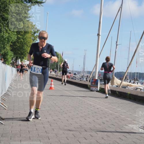 17.08.2025 - KN Förde Triathlon 2025 KatJ http://msf.ph/oto/8585003 17.08.2025 10:33:57 Laufen 183, 190 meine-sportfotos.de