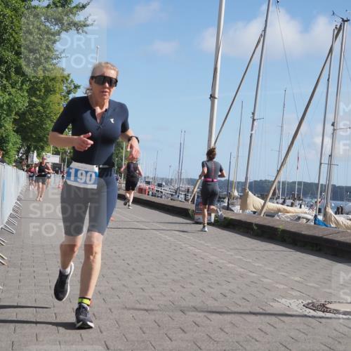 17.08.2025 - KN Förde Triathlon 2025 KatJ http://msf.ph/oto/8585020 17.08.2025 10:33:57 Laufen 183, 190 meine-sportfotos.de