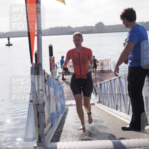 17.08.2025 - KN Förde Triathlon 2025 MichiJ http://msf.ph/oto/8585041 17.08.2025 09:23:21 Schwimmen 225, 237, 218, 225 meine-sportfotos.de