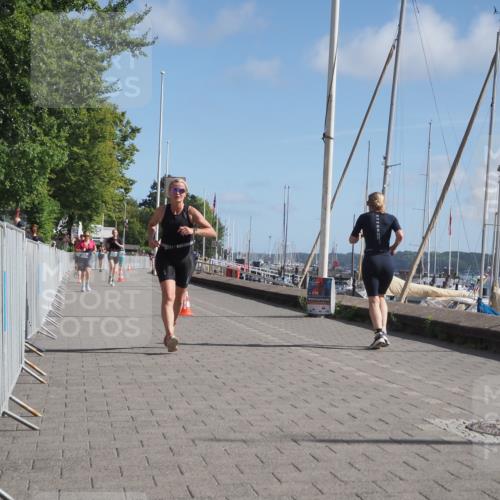 17.08.2025 - KN Förde Triathlon 2025 KatJ http://msf.ph/oto/8585048 17.08.2025 10:34:04 Laufen 183 meine-sportfotos.de