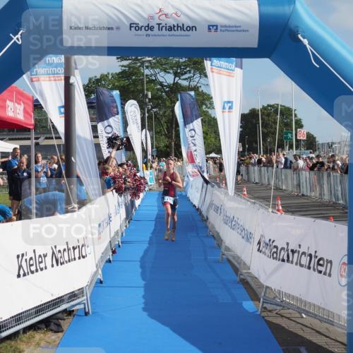 17.08.2025 - KN Förde Triathlon 2025 MichiJ http://msf.ph/oto/8585061 17.08.2025 10:14:58 Laufen 121 meine-sportfotos.de