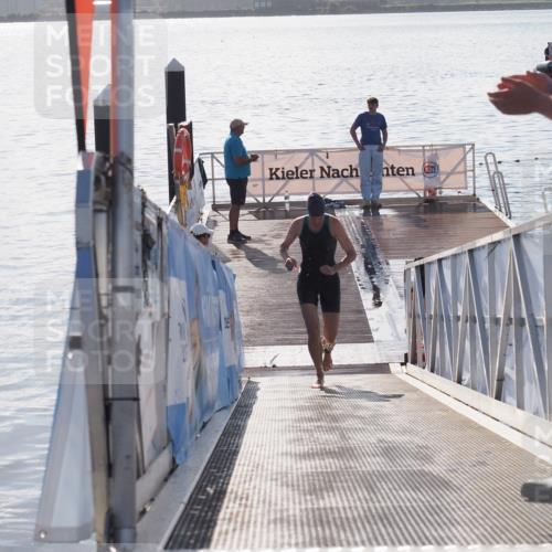 17.08.2025 - KN Förde Triathlon 2025 MichiJ http://msf.ph/oto/8585062 17.08.2025 09:23:25 Schwimmen 218, 225, 237, 218 meine-sportfotos.de