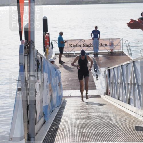 17.08.2025 - KN Förde Triathlon 2025 MichiJ http://msf.ph/oto/8585065 17.08.2025 09:23:25 Schwimmen 218, 225, 237, 218 meine-sportfotos.de