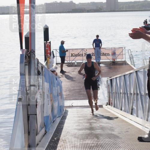 17.08.2025 - KN Förde Triathlon 2025 MichiJ http://msf.ph/oto/8585085 17.08.2025 09:23:26 Schwimmen 218, 225, 237, 218 meine-sportfotos.de