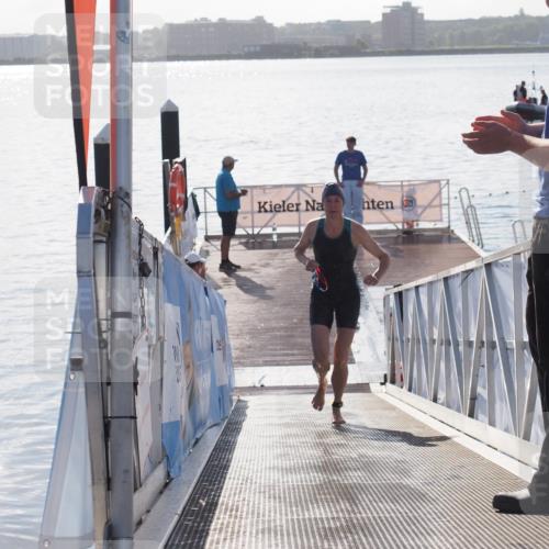 17.08.2025 - KN Förde Triathlon 2025 MichiJ http://msf.ph/oto/8585093 17.08.2025 09:23:26 Schwimmen 218, 225, 237, 218 meine-sportfotos.de