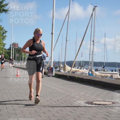 17.08.2025 - KN Förde Triathlon 2025 KatJ http://msf.ph/oto/8585161 17.08.2025 10:34:06 Laufen 137, 183, 244 meine-sportfotos.de