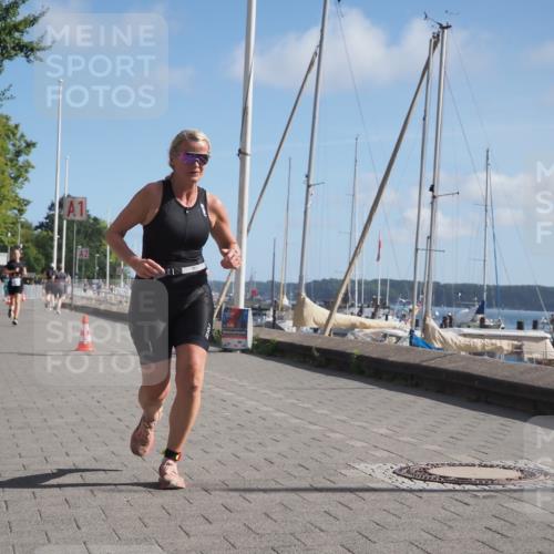 17.08.2025 - KN Förde Triathlon 2025 KatJ http://msf.ph/oto/8585166 17.08.2025 10:34:06 Laufen 137, 183, 244 meine-sportfotos.de