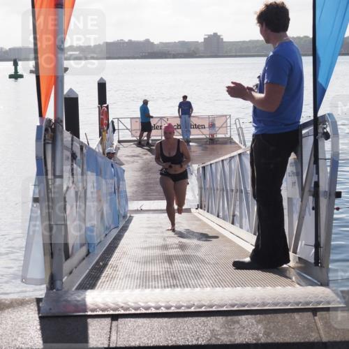 17.08.2025 - KN Förde Triathlon 2025 MichiJ http://msf.ph/oto/8585177 17.08.2025 09:24:01 Schwimmen 231, 231 meine-sportfotos.de