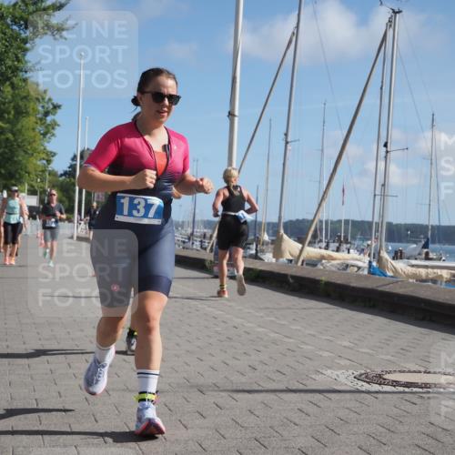 17.08.2025 - KN Förde Triathlon 2025 KatJ http://msf.ph/oto/8585217 17.08.2025 10:34:13 Laufen 137, 161, 244 meine-sportfotos.de