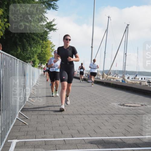17.08.2025 - KN Förde Triathlon 2025 KatJ http://msf.ph/oto/8585232 17.08.2025 10:10:45 Laufen 106, 110, 115, 117, 157 meine-sportfotos.de