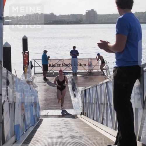 17.08.2025 - KN Förde Triathlon 2025 MichiJ http://msf.ph/oto/8585245 17.08.2025 09:24:33 Schwimmen 118, 243 meine-sportfotos.de