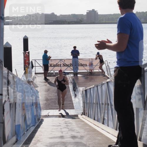17.08.2025 - KN Förde Triathlon 2025 MichiJ http://msf.ph/oto/8585249 17.08.2025 09:24:33 Schwimmen 118, 243 meine-sportfotos.de