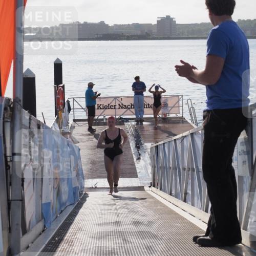 17.08.2025 - KN Förde Triathlon 2025 MichiJ http://msf.ph/oto/8585280 17.08.2025 09:24:34 Schwimmen 243, 118, 243 meine-sportfotos.de