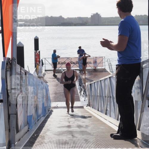 17.08.2025 - KN Förde Triathlon 2025 MichiJ http://msf.ph/oto/8585303 17.08.2025 09:24:35 Schwimmen 243, 118, 243 meine-sportfotos.de