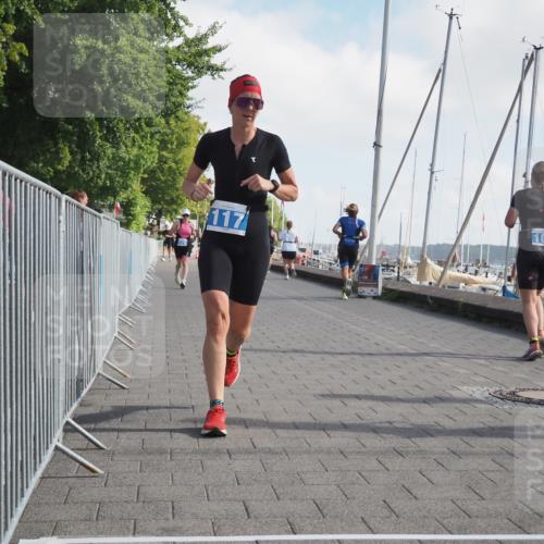 17.08.2025 - KN Förde Triathlon 2025 KatJ http://msf.ph/oto/8585328 17.08.2025 10:10:50 Laufen 115, 117, 120 meine-sportfotos.de