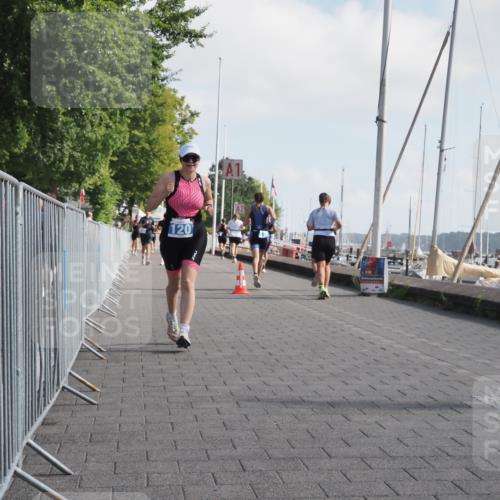 17.08.2025 - KN Förde Triathlon 2025 KatJ http://msf.ph/oto/8585344 17.08.2025 10:10:55 Laufen 120 meine-sportfotos.de