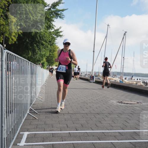 17.08.2025 - KN Förde Triathlon 2025 KatJ http://msf.ph/oto/8585373 17.08.2025 10:10:56 Laufen 120, 241 meine-sportfotos.de