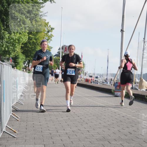 17.08.2025 - KN Förde Triathlon 2025 KatJ http://msf.ph/oto/8585394 17.08.2025 10:11:04 Laufen 189, 240, 241 meine-sportfotos.de
