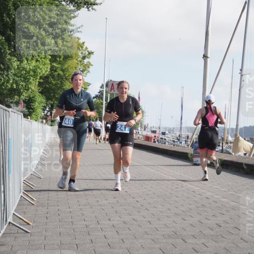 17.08.2025 - KN Förde Triathlon 2025 KatJ http://msf.ph/oto/8585398 17.08.2025 10:11:04 Laufen 189, 240, 241 meine-sportfotos.de