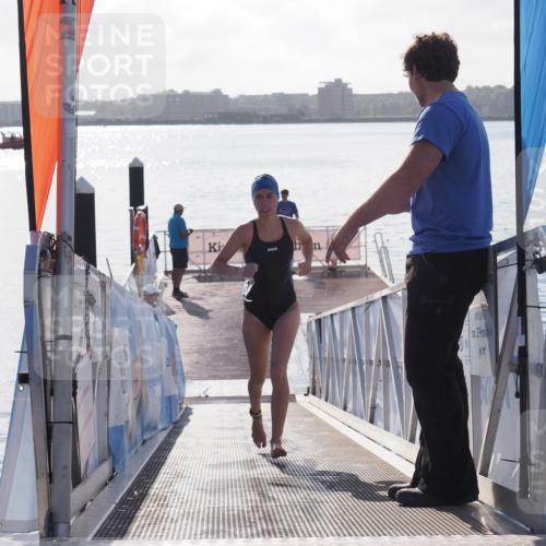 17.08.2025 - KN Förde Triathlon 2025 MichiJ http://msf.ph/oto/8585410 17.08.2025 09:24:40 Schwimmen 118, 243, 118 meine-sportfotos.de