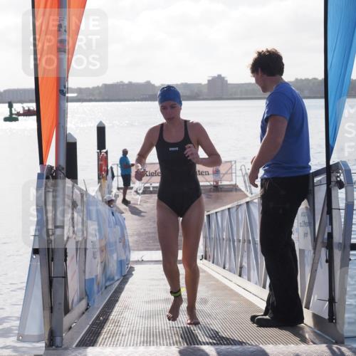 17.08.2025 - KN Förde Triathlon 2025 MichiJ http://msf.ph/oto/8585441 17.08.2025 09:24:41 Schwimmen 118, 243, 118 meine-sportfotos.de