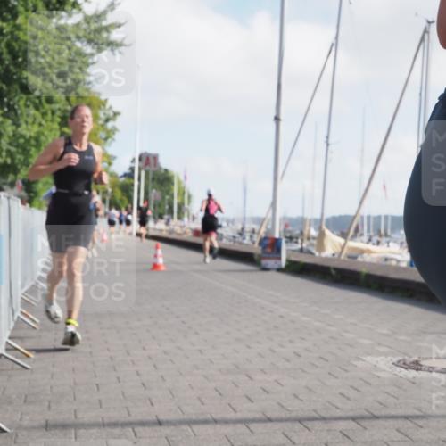 17.08.2025 - KN Förde Triathlon 2025 KatJ http://msf.ph/oto/8585450 17.08.2025 10:11:07 Laufen 140, 189, 198, 240, 241 meine-sportfotos.de