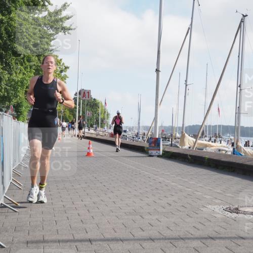 17.08.2025 - KN Förde Triathlon 2025 KatJ http://msf.ph/oto/8585458 17.08.2025 10:11:08 Laufen 140, 189, 198, 240, 241 meine-sportfotos.de