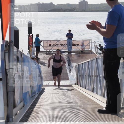 17.08.2025 - KN Förde Triathlon 2025 MichiJ http://msf.ph/oto/8585465 17.08.2025 09:25:00 Schwimmen 251, 248, 251 meine-sportfotos.de