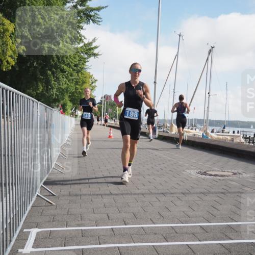 17.08.2025 - KN Förde Triathlon 2025 KatJ http://msf.ph/oto/8585532 17.08.2025 10:11:14 Laufen 140, 179, 198 meine-sportfotos.de