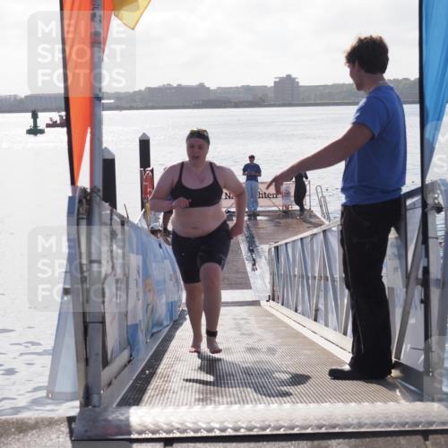 17.08.2025 - KN Förde Triathlon 2025 MichiJ http://msf.ph/oto/8585569 17.08.2025 09:25:04 Schwimmen 251, 199, 248, 251 meine-sportfotos.de