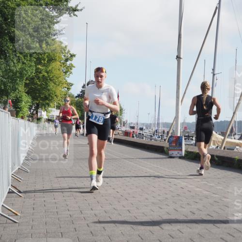 17.08.2025 - KN Förde Triathlon 2025 KatJ http://msf.ph/oto/8585594 17.08.2025 10:11:20 Laufen 101, 179 meine-sportfotos.de