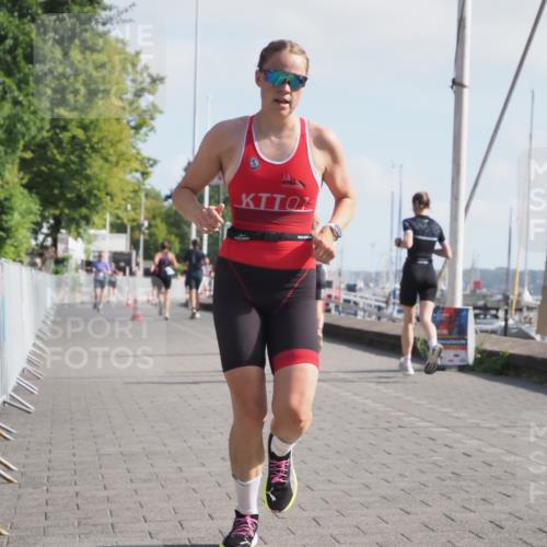 17.08.2025 - KN Förde Triathlon 2025 KatJ http://msf.ph/oto/8585654 17.08.2025 10:11:23 Laufen 101, 179 meine-sportfotos.de