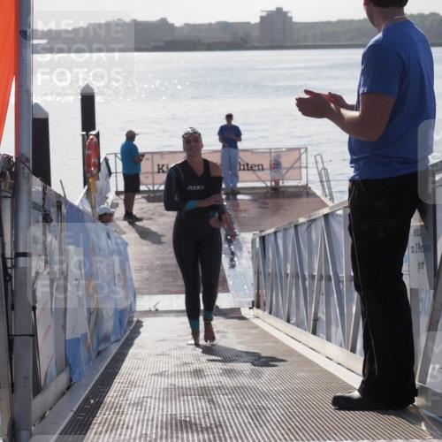 17.08.2025 - KN Förde Triathlon 2025 MichiJ http://msf.ph/oto/8585670 17.08.2025 09:25:16 Schwimmen 199, 248, 199, 248 meine-sportfotos.de