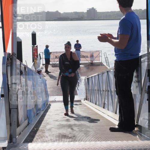 17.08.2025 - KN Förde Triathlon 2025 MichiJ http://msf.ph/oto/8585689 17.08.2025 09:25:17 Schwimmen 199, 248, 199, 248 meine-sportfotos.de