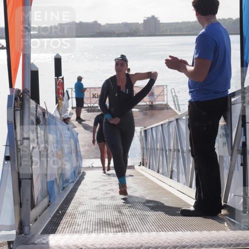 17.08.2025 - KN Förde Triathlon 2025 MichiJ http://msf.ph/oto/8585715 17.08.2025 09:25:18 Schwimmen 199, 248, 199 meine-sportfotos.de