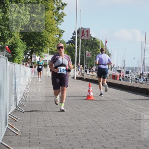 17.08.2025 - KN Förde Triathlon 2025 KatJ http://msf.ph/oto/8585728 17.08.2025 10:11:48 Laufen 164 meine-sportfotos.de