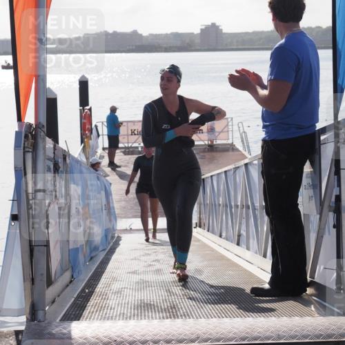 17.08.2025 - KN Förde Triathlon 2025 MichiJ http://msf.ph/oto/8585730 17.08.2025 09:25:18 Schwimmen 199, 248, 199 meine-sportfotos.de