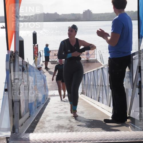17.08.2025 - KN Förde Triathlon 2025 MichiJ http://msf.ph/oto/8585736 17.08.2025 09:25:19 Schwimmen 199, 248, 199 meine-sportfotos.de