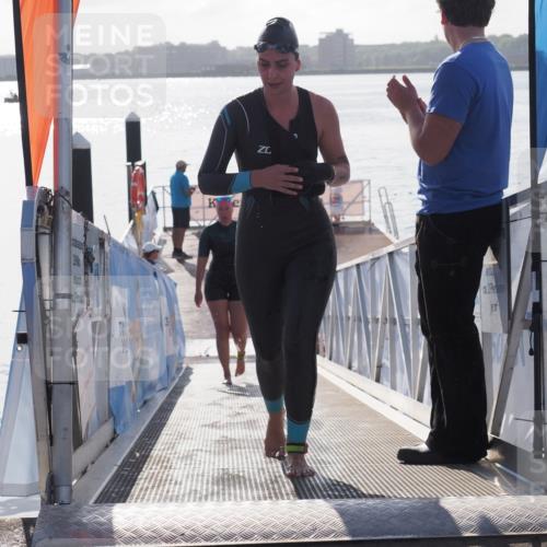 17.08.2025 - KN Förde Triathlon 2025 MichiJ http://msf.ph/oto/8585760 17.08.2025 09:25:20 Schwimmen 199, 248, 199 meine-sportfotos.de