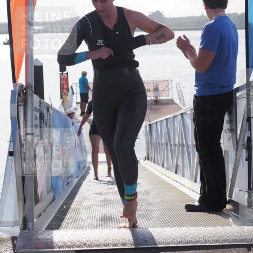 17.08.2025 - KN Förde Triathlon 2025 MichiJ http://msf.ph/oto/8585770 17.08.2025 09:25:20 Schwimmen 199, 248, 199 meine-sportfotos.de